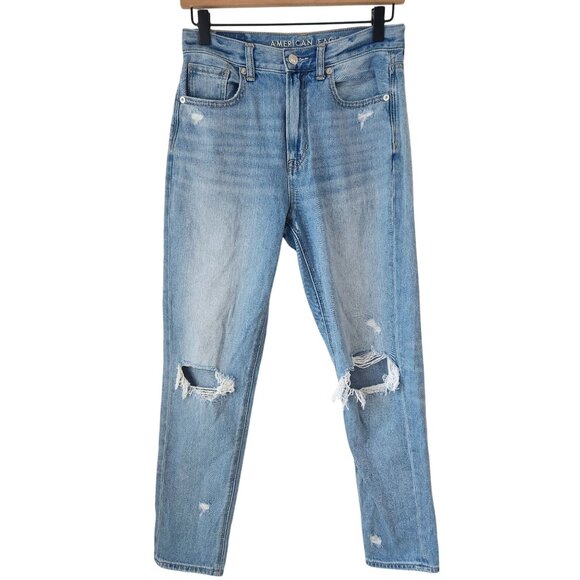 American Eagle Mom Jeans Light Wash Distressed Denim Relaxed Women's 2 - Picture 1 of 8